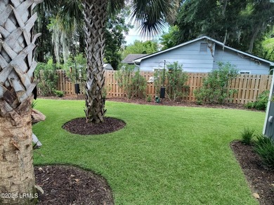 Beautifully renovated Three Bedroom 2 Bath home in downtown - photo 17