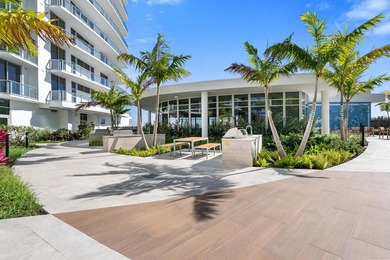 This gorgeous new construction waterfront condo offers bright - photo 17