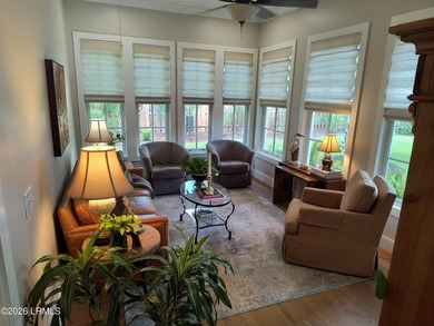 Beautifully renovated Three Bedroom 2 Bath home in downtown - photo 22
