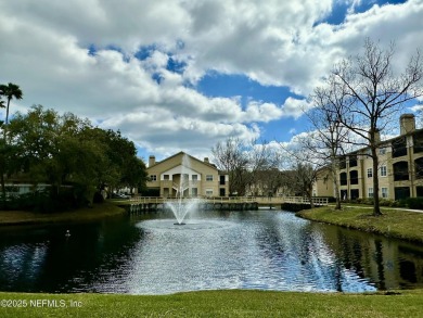 Lake Condo For Sale in Ponte Vedra Beach, Florida