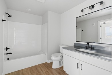 Coral Springs Condos. Best location in complex! New! Ground