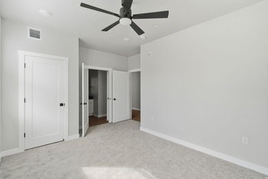 Coral Springs Condos. Best location in complex! New! Ground