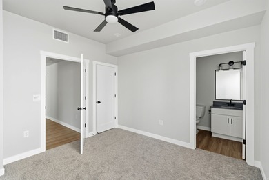 Coral Springs Condos. Best location in complex! New! Ground