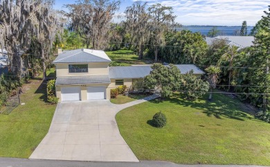 Lake Home For Sale in Lake Placid, Florida