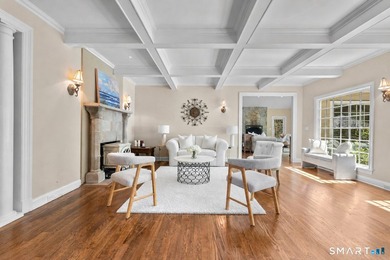 Beautifully rebuilt in 2006, this custom turn-key retreat offers - photo 8