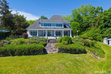Custom built with exceptional craftsmanship and attention to - photo 4