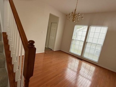Welcome to life on the golf course in the sought-after community - photo 4