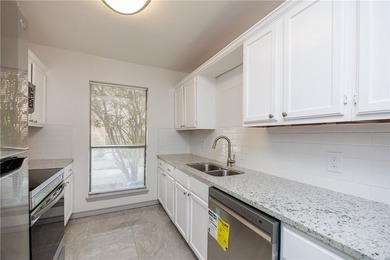 Income generating townhome! Beautifully renovated Central Corpus - photo 8