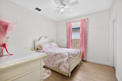***SELLERS OFFERING $3500 IN CONCESSIONS*** This LIKE NEW 2025 - photo 36
