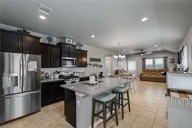 Well-maintained 2022 DR Horton home that is move-in ready and - photo 3