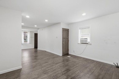 Historic character meets fresh, modern living in this - photo 6