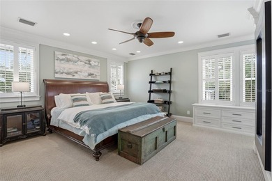 Wonderful cedar shake home and carriage house. 4 bedrooms and 4 - photo 42