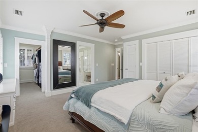 Wonderful cedar shake home and carriage house. 4 bedrooms and 4 - photo 43