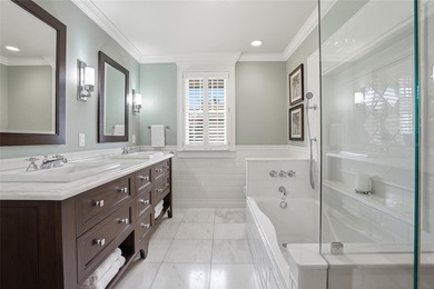 Wonderful cedar shake home and carriage house. 4 bedrooms and 4 - photo 48