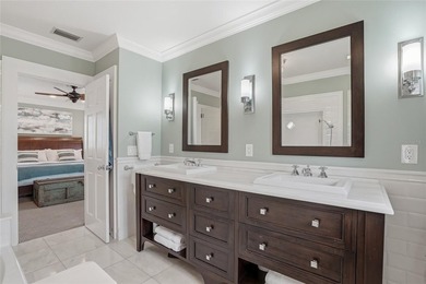 Wonderful cedar shake home and carriage house. 4 bedrooms and 4 - photo 49
