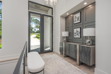 Stunning, virtually new, Transitional-style 24/7 Lake Access - photo 6