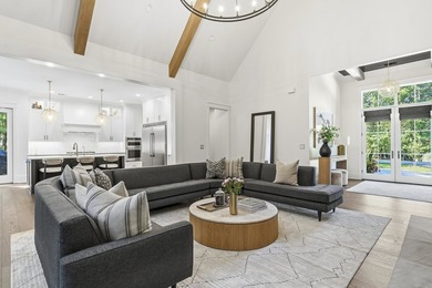 Like New Construction 4 Bedroom/4.5 Bath Custom Home at Reynolds - photo 10