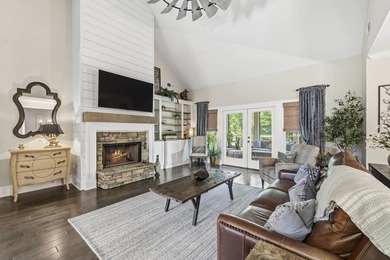 IMMACULATE CUSTOM HOME ON OVER 3 ACRES WITH LAKE ACCESS IN THE - photo 9