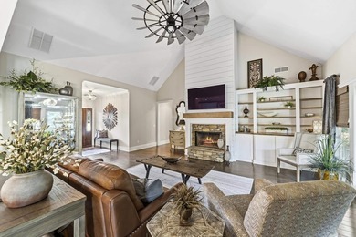 IMMACULATE CUSTOM HOME ON OVER 3 ACRES WITH LAKE ACCESS IN THE - photo 10