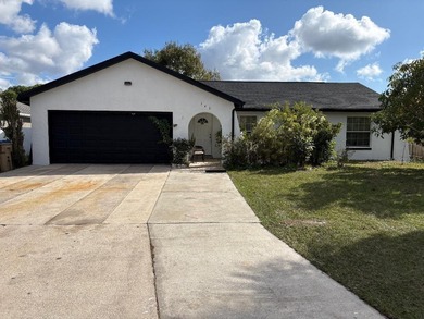 Buenaventura Lakes Area Home Sale Pending in Kissimmee Florida