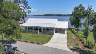 Lake Home For Sale in Quincy, Florida