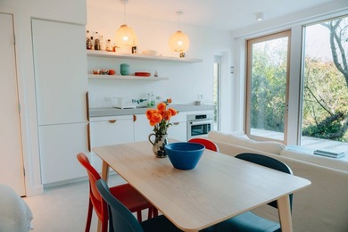 Perfectly positioned between Amagansett and Montauk, this fully - photo 7