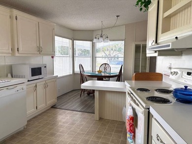 THIS IS ONE YOU DON'T WANT TO MISS!! BEAUTIFULLY UPDATED HOME - photo 12