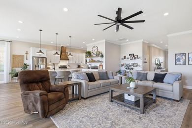 TRULY CUSTOMIZED UNIQUE ONE LEVEL WATERFRONT HOME!! Located in - photo 18