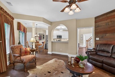 Exceptional value in the Hollies neighborhood at Bay Creek. This - photo 8