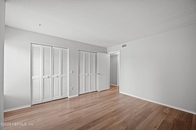 **1ST FLOOR**UPDATED**AMAZING LOCATION** Home insurance is - photo 23