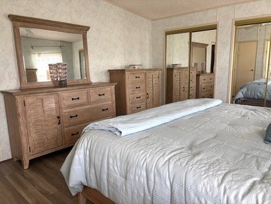THIS IS ONE YOU DON'T WANT TO MISS!! BEAUTIFULLY UPDATED HOME - photo 30