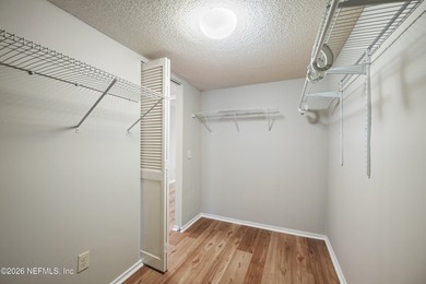 **1ST FLOOR**UPDATED**AMAZING LOCATION** Home insurance is - photo 33