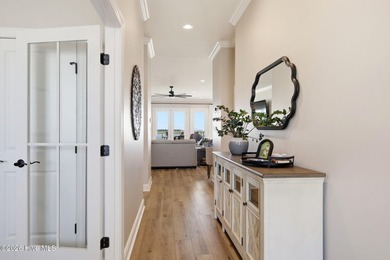 TRULY CUSTOMIZED UNIQUE ONE LEVEL WATERFRONT HOME!! Located in - photo 38