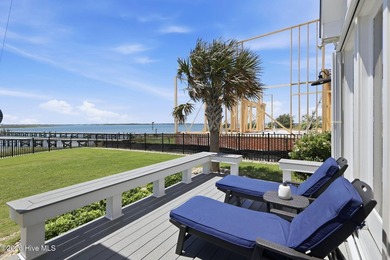 TRULY CUSTOMIZED UNIQUE ONE LEVEL WATERFRONT HOME!! Located in - photo 46