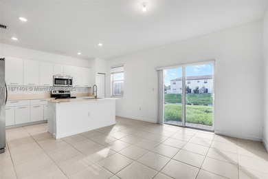 **Stunning Move-In Ready Townhouse on Corner Lot** This - photo 6