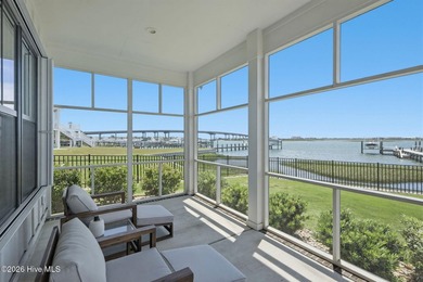TRULY CUSTOMIZED UNIQUE ONE LEVEL WATERFRONT HOME!! Located in - photo 47