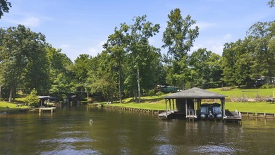 Charming remodeled lakefront cottage on beautiful Lake Sinclair! - photo 4