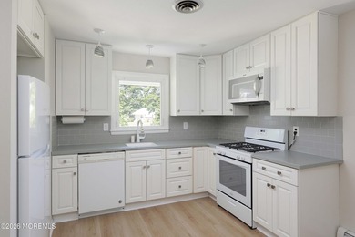 Rare Robin Model in Gardens of Pleasant Plains - 55+ Community - photo 14