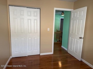 Welcome to 133 Northfield Ave Semi-attached house Bright and - photo 21