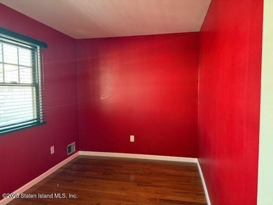 Welcome to 133 Northfield Ave Semi-attached house Bright and - photo 22
