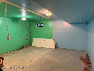 Welcome to 133 Northfield Ave Semi-attached house Bright and - photo 26