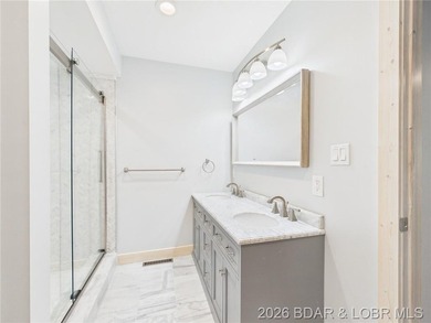 MOTIVATED SELLER!! This brand-new custom home sits on 3.05 - photo 28