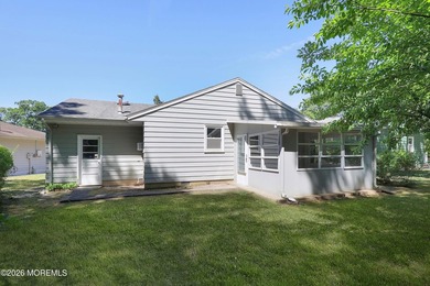 Rare Robin Model in Gardens of Pleasant Plains - 55+ Community - photo 29