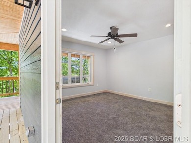 MOTIVATED SELLER!! This brand-new custom home sits on 3.05 - photo 33