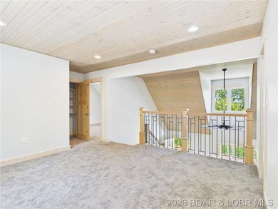 MOTIVATED SELLER!! This brand-new custom home sits on 3.05 - photo 43