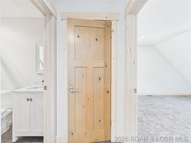 MOTIVATED SELLER!! This brand-new custom home sits on 3.05 - photo 48
