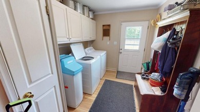 Welcome this well-maintained ranch-style home offering comfort - photo 8