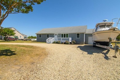 Own a Chesapeake Bay Lifestyle for 499k Wake up to peaceful - photo 2