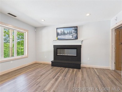 MOTIVATED SELLER!! This brand-new custom home sits on 3.05 - photo 59