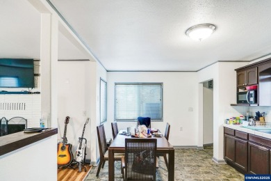 Charming 4 bedrooms 1 bath house on a quiet street, 4th bedroom